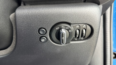 MINI Hatchback 1.5 Cooper Classic Premium 5dr Petrol Hatchback